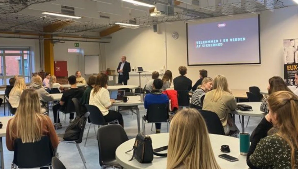 Anders Holgaard, CEO ABUS Nordic holder oplæg hos Learnmark, Horsens © ABUS