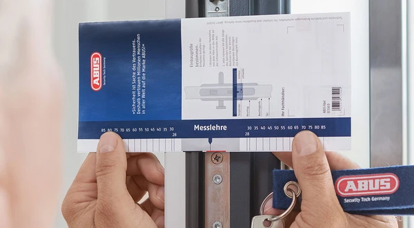 How is the size and length of a door cylinder determined? It is best to use a measuring gauge for this!