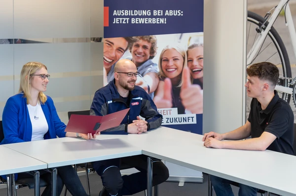 Teaser_Rehe_Ausbildung & Duales Studium