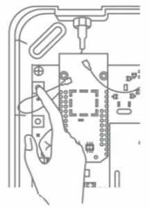 Pairing-Taster auf Platine f&uuml;r 3 Sekunden dr&uuml;cken &copy; ABUS