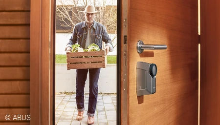 HomeTec Pro - Haustüren per Knopfdruck öffnen © ABUS HomeTec Pro - Haustüren per Knopfdruck öffnen © ABUS